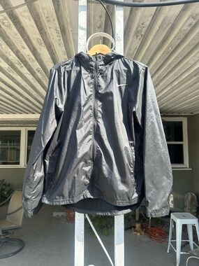 Nike Women’s Black Lightweight Windbreaker Jacket